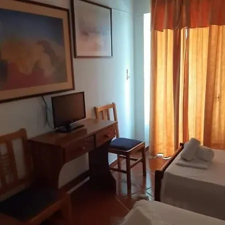 Atlantis Hotel 3*