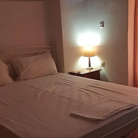 Atlantis Hotel 3*