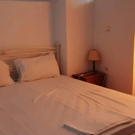 Atlantis Hotell Ermoupoli