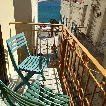 Atlantis Hotell Ermoupoli