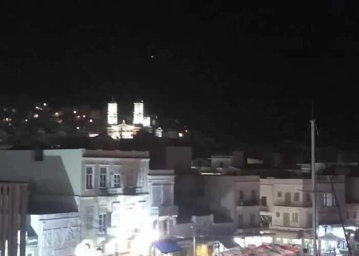 Atlantis Hotel Ermoupoli