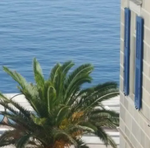 Atlantis Hotel Ermoupoli